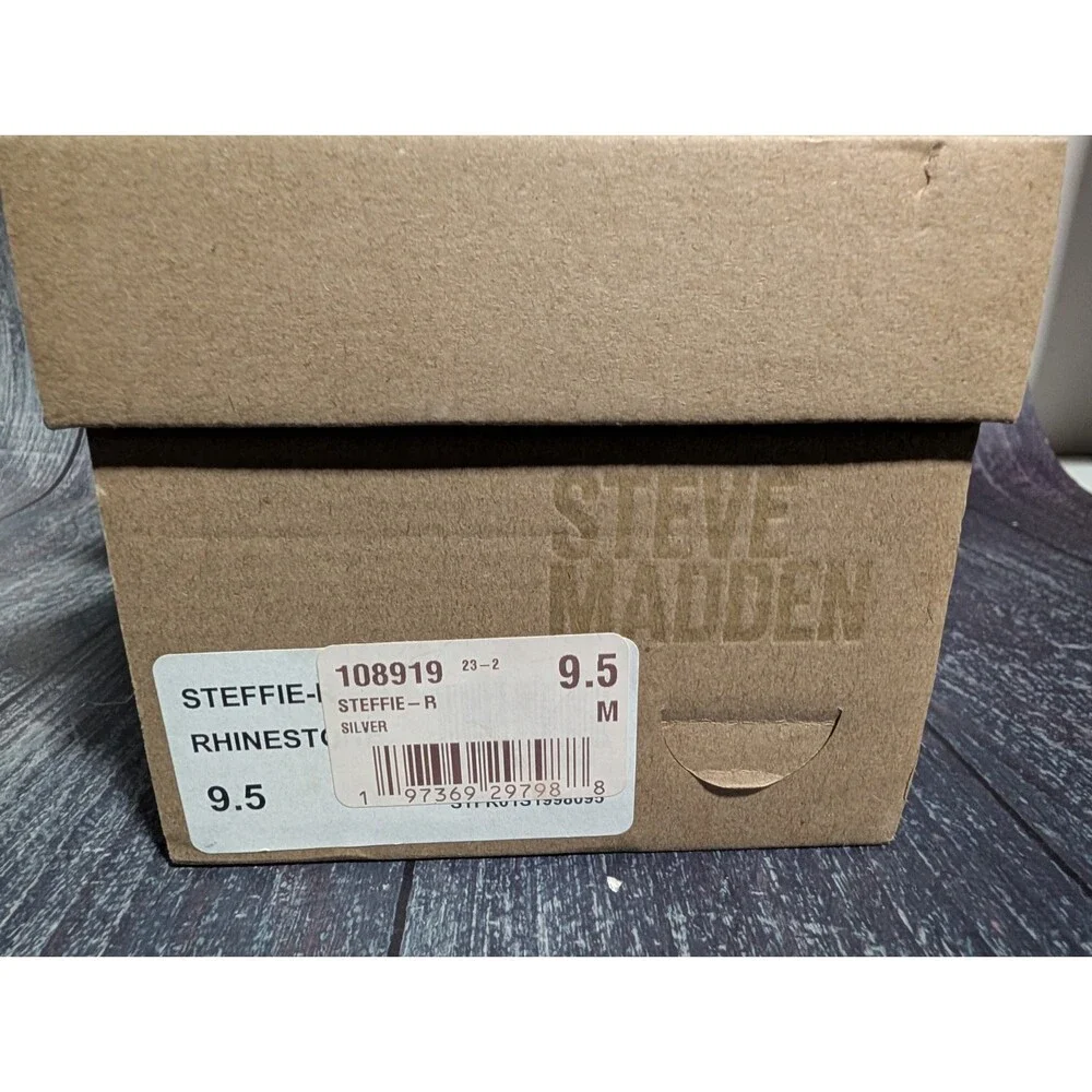 Steve Madden Silver w/ Rhinestones Flats - Steffie - Size 9.5 M - Box